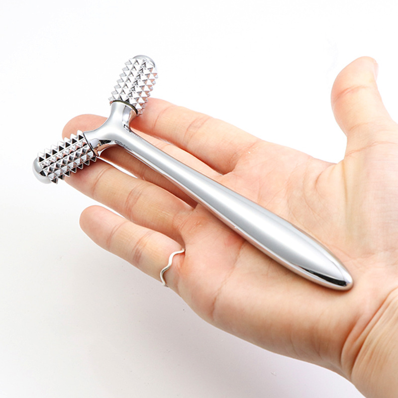 مجموعة هدايا للعناية بالجمال على شكل حرف Y، أسطوانة صغيرة ثلاثية الأبعاد بمقبض معدني، مدلك منزلي، مدلك استرخاء للوجه والعين مجموعة هدايا للعناية بالجمال على شكل حرف Y، أسطوانة صغيرة ثلاثية الأبعاد بمقبض معدني، مدلك منزلي، مدلك استرخاء للوجه والعين