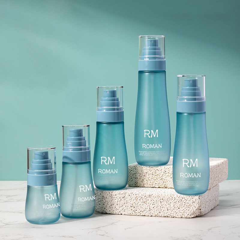 زجاجة بلاستيكية لوشن مصل للعناية بالبشرة على الكتف 150 مل 120 مل 100 مل 80 مل 50 مل زجاجة مستحضرات التجميل مع مضخة الرش