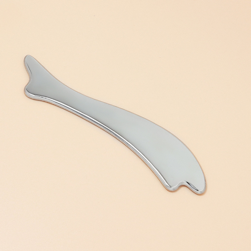 لوح غوا شا مصنوع من سبائك الزنك على شكل سمكة مع ألوان وشعار شخصي لوح غوا شا مصنوع من سبائك الزنك على شكل سمكة مع ألوان وشعار شخصي