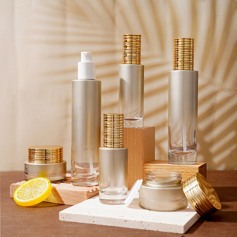 زجاجة مصل زجاجية مع غطاء مصقول مطلي بالكهرباء زجاجة مصل زجاجية مع غطاء مصقول مطلي بالكهرباء