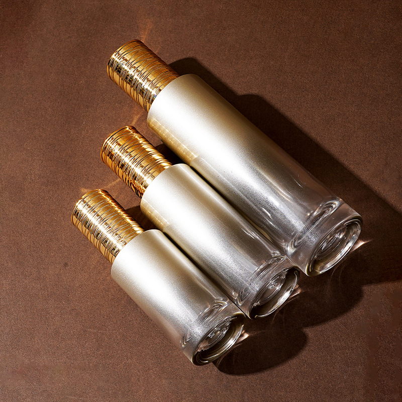 زجاجة مصل زجاجية مع غطاء مصقول مطلي بالكهرباء زجاجة مصل زجاجية مع غطاء مصقول مطلي بالكهرباء