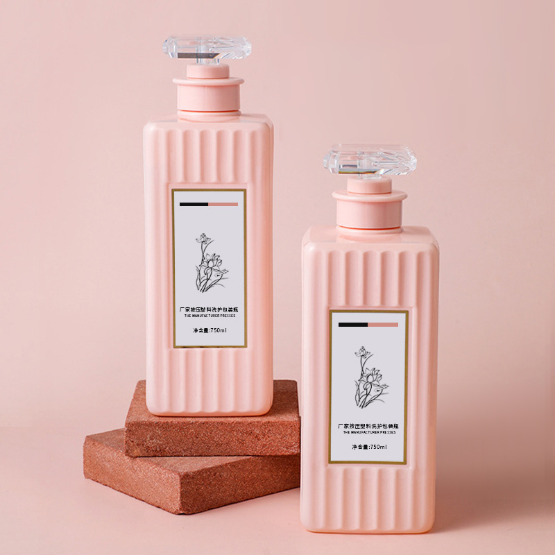 500 مللي 750 مللي زجاجة مضخة بلاستيكية مربعة الشكل للحيوانات الأليفة مع سطح على شكل شريط لشامبو زيت الشعر والبلسم حاوية مستحضرات التجميل