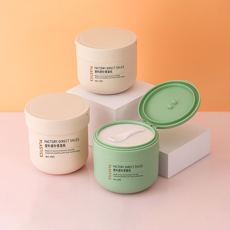 لماذا يعتبر جرة مستحضرات التجميل البلاستيكية الخيار الأول لتغليف مستحضرات التجميل؟