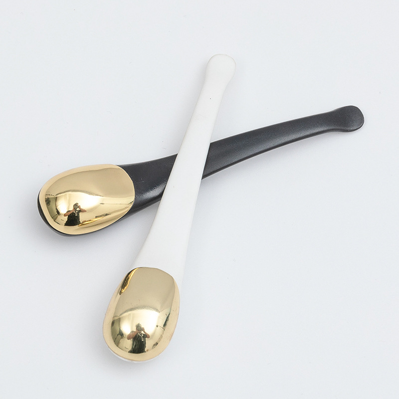 ملعقة مسطحة لمستحضرات التجميل باللون الذهبي والفضي، ملعقة معدنية عالية الجودة للوجه وكريم العين وملعقة قناع تجميل للوجه ملعقة مسطحة لمستحضرات التجميل باللون الذهبي والفضي، ملعقة معدنية عالية الجودة للوجه وكريم العين وملعقة قناع تجميل للوجه